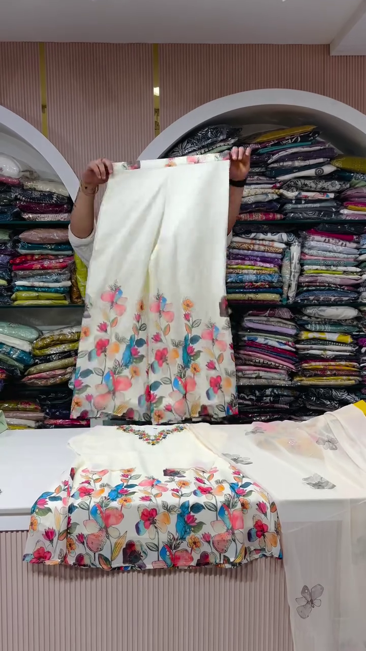 🌸 Noor-e-Gul Floral Embroidered Kurta with Dupatta – Grace in Every Thread 🌸