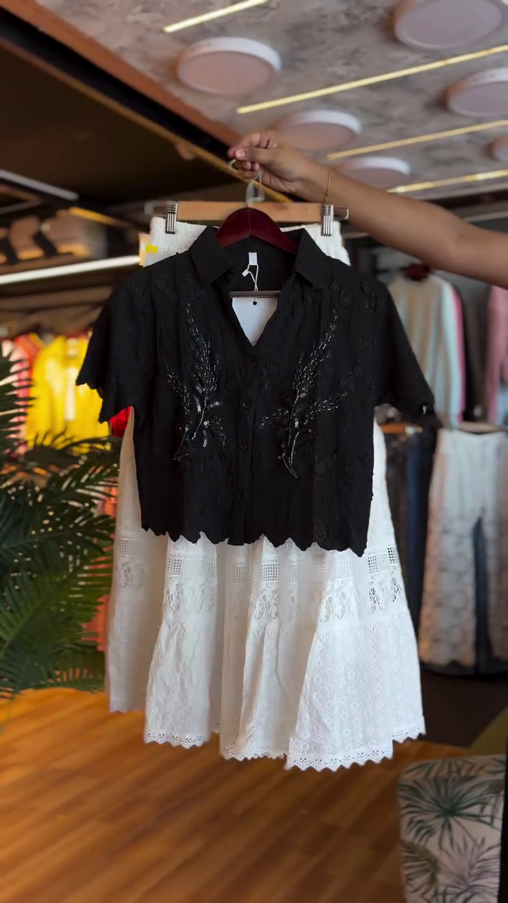 🖤🤍 Midnight Lace Charm – Elegant Layered Women’s Dress Set 🤍🖤