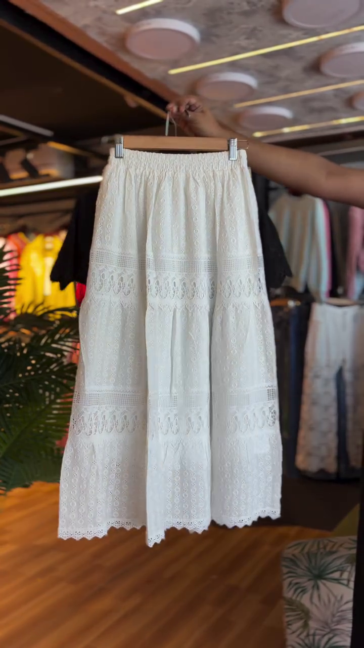 🖤🤍 Midnight Lace Charm – Elegant Layered Women’s Dress Set 🤍🖤