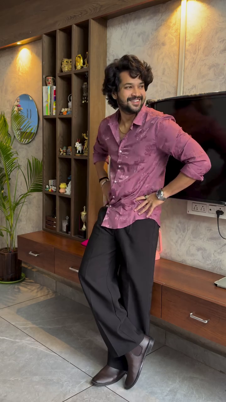 🔥 Urban Luxe Abstract & Floral Print Men’s Shirt 🔥