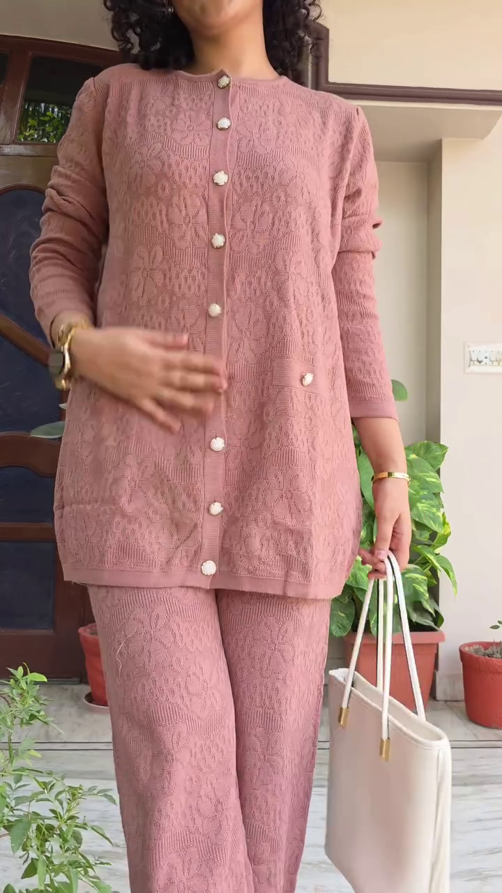 🌸 Elegant Textured Knit Co-Ord Set for Women – Luxe Comfort, Timeless Style 🌸