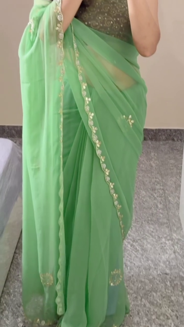 ✨ Ethereal Elegance Embroidered Net Saree – A Timeless Blend of Grace & Glamour ✨