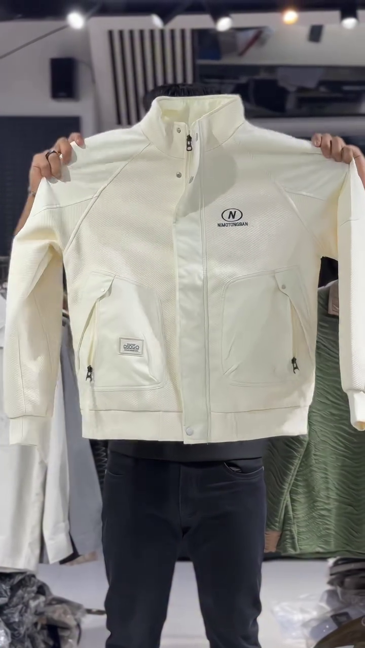 Urban Utility Pro Jacket – Built for Style, Designed for Performance