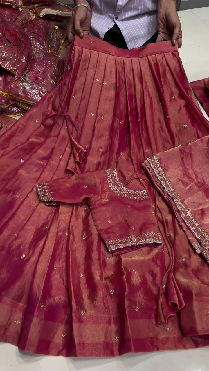 Royal Glow Lehenga Choli Set – Timeless Tradition, Effortless Elegance