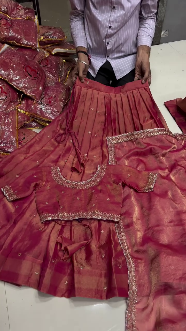 Royal Glow Lehenga Choli Set – Timeless Tradition, Effortless Elegance