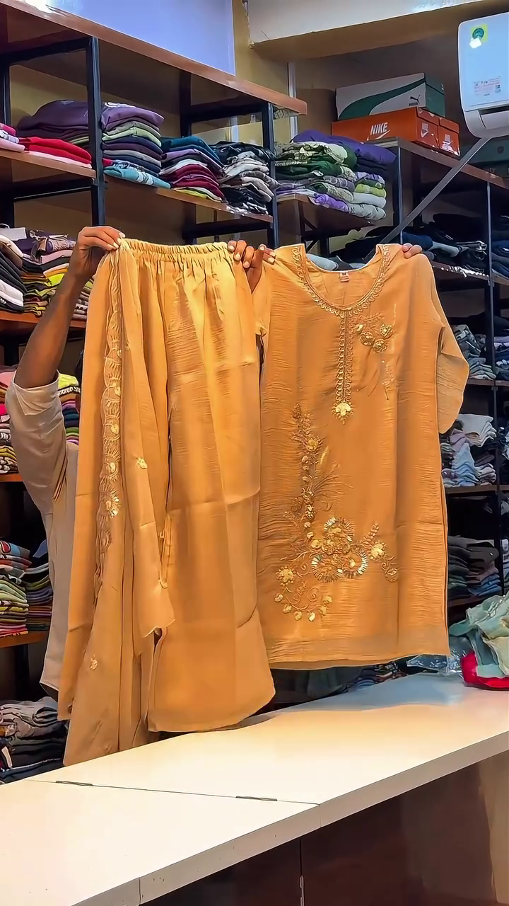 Emerald Grace Floral Embroidered Kurta Set with Dupatta 🌿