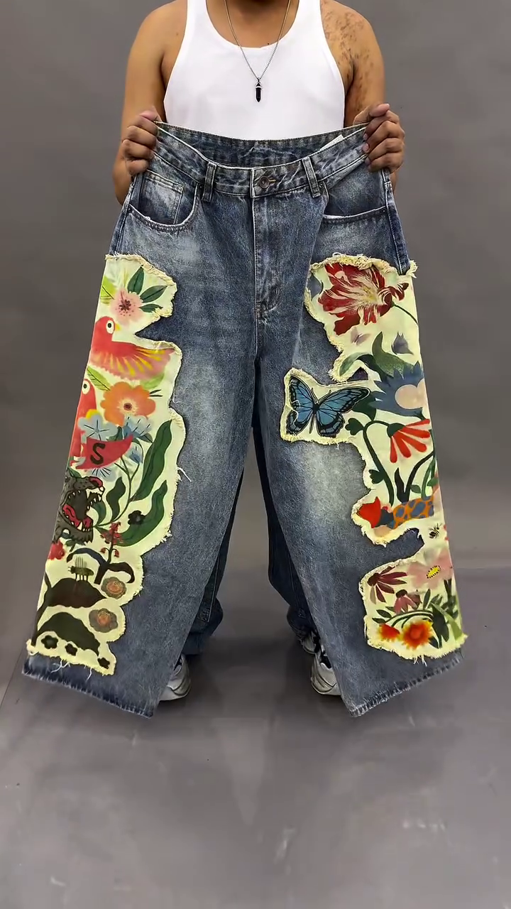 Urban Splash Wide-Leg Graphic Jeans