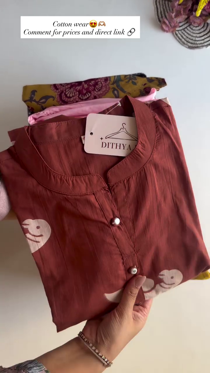 Minimal Rust Cotton Kurti by DITHYA