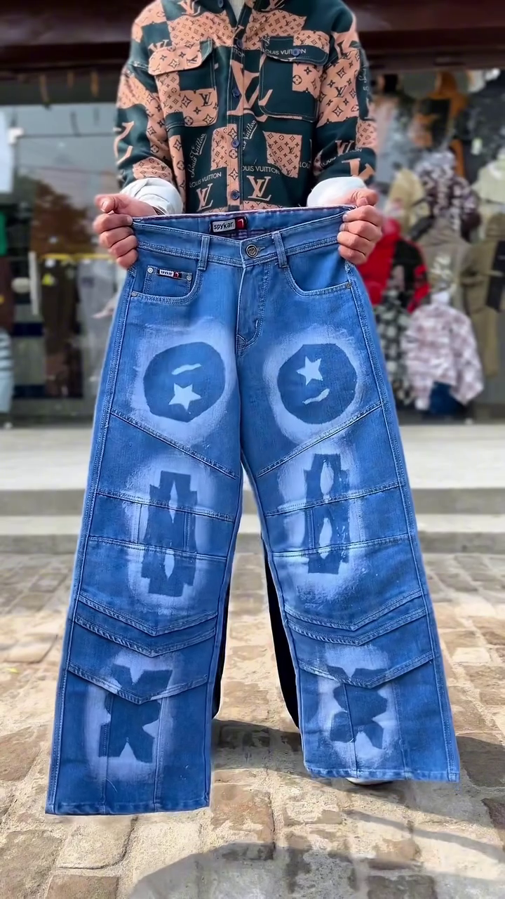 Trendy Wide-Leg Graphic Denim Jeans