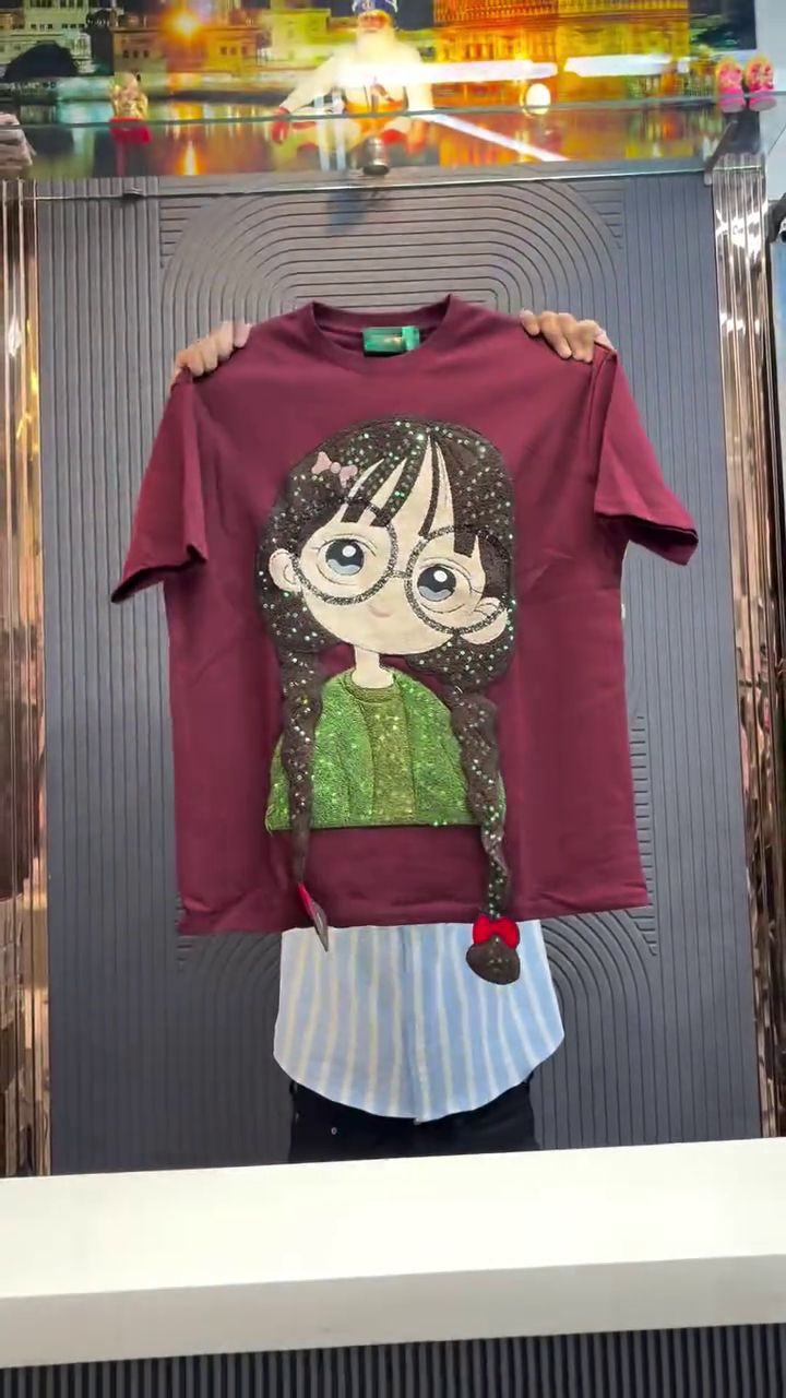 Trendy Brown Cartoon Graphic T-Shirt