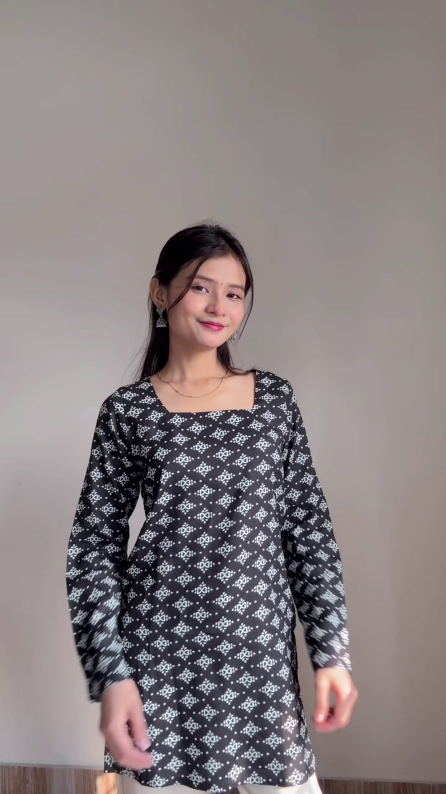 Graceful Pink Korean Baggy Kurti for Elegant Festive Style