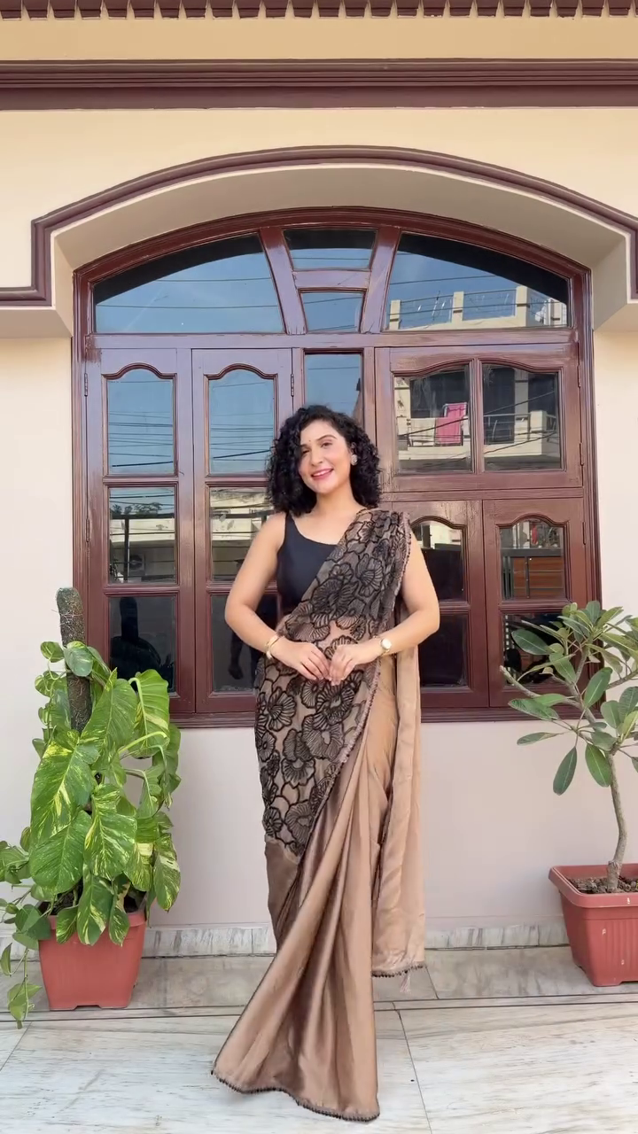 Elegant Brown Floral Lace Saree with Blouse