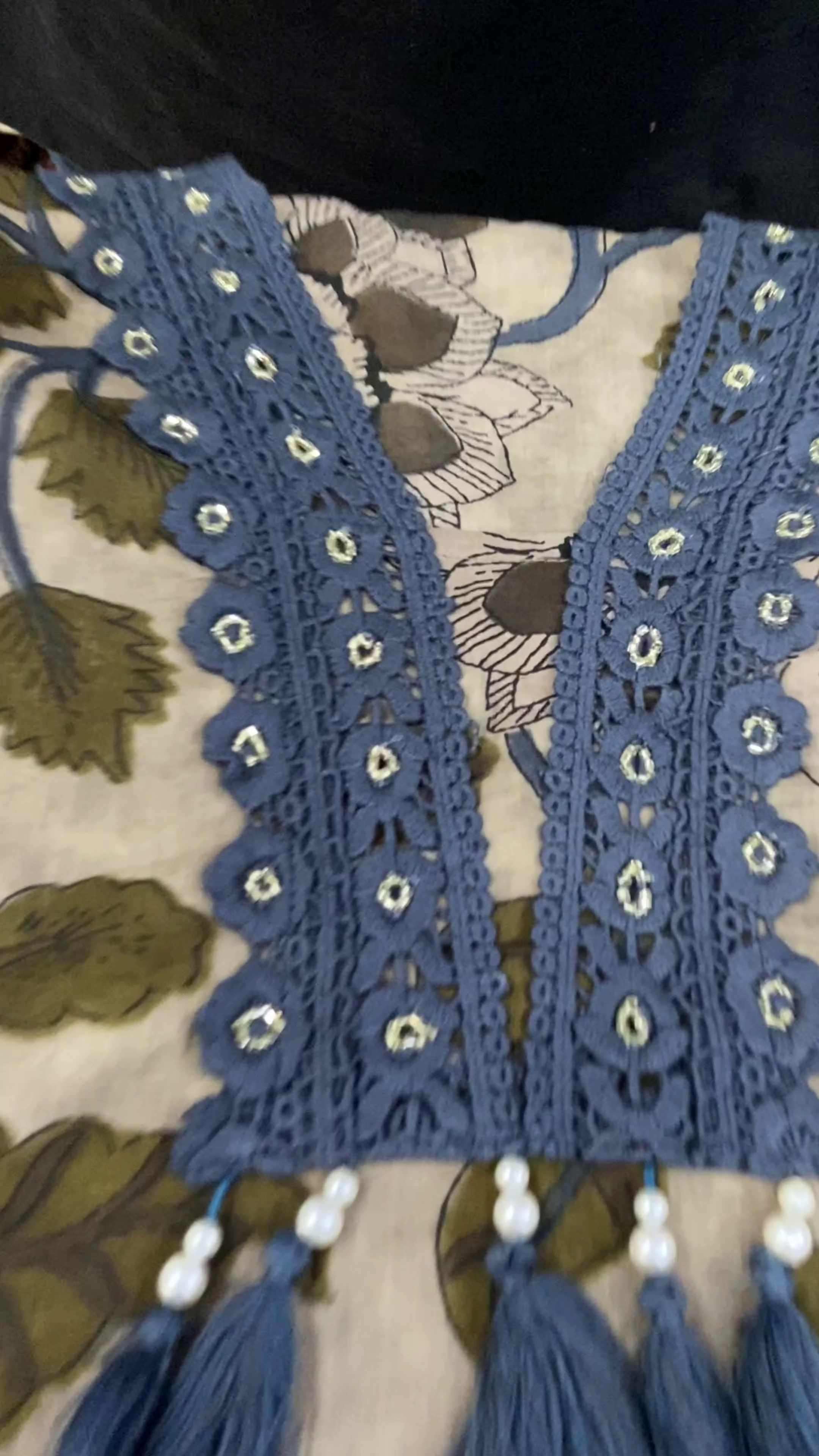 Elegant Floral Printed Kurti with Embroidered Neckline