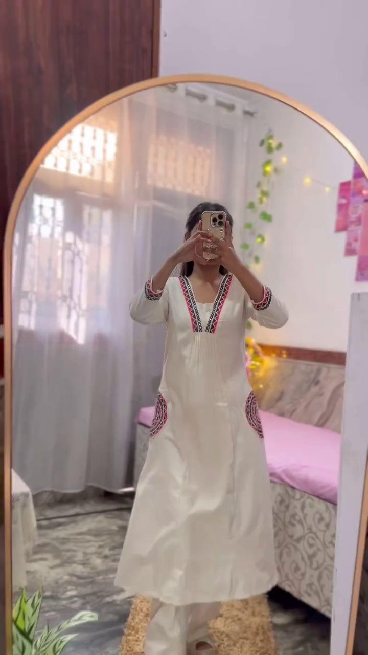 Elegant White Embroidered Kurti Set